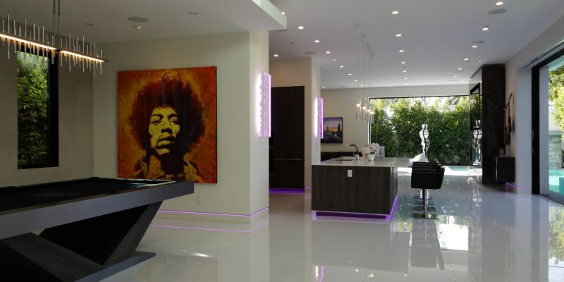 Hollywood Modern